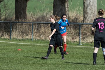 Bild 10 - C-Juniorinnen SV Steinhorst/Labenz - TSV Friedrichsberg-Busdorf : Ergebnis: 5:0